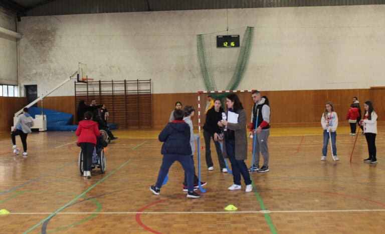 Seis dezenas de crianças e jovens participam no programa ‘incluIR’