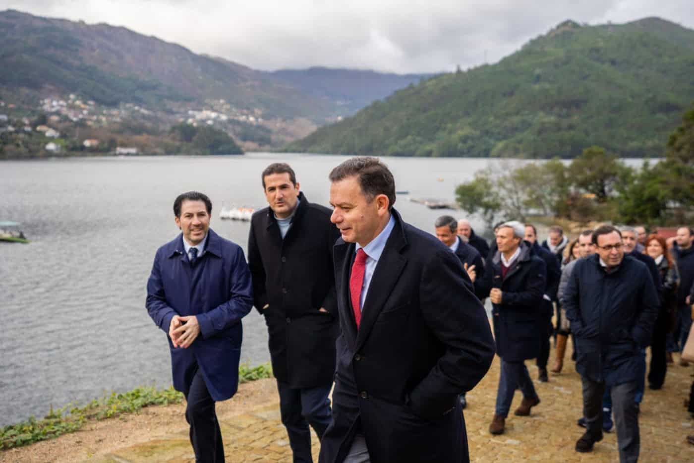 Montenegro acusa PS de caçar "gambozinos" quando invoca o diabo&nbsp;