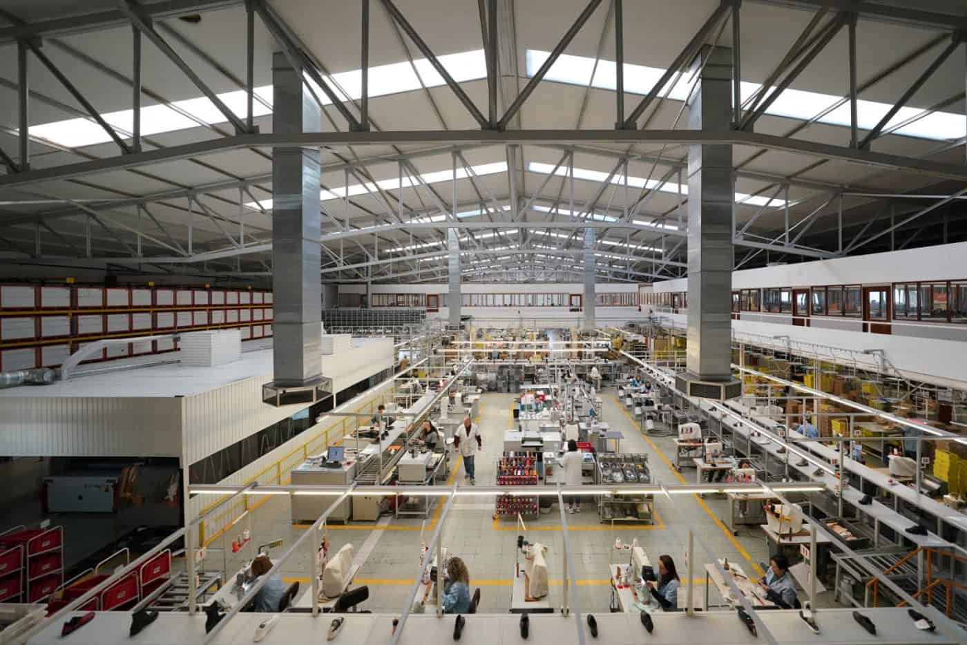 Taxa de desemprego mantém-se em 6,6% em novembro, mas sobe face ao mês homólogo