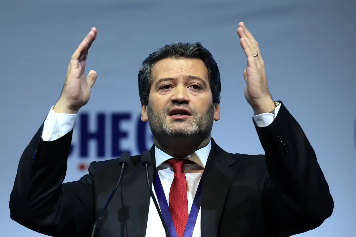 Ventura promete cortar todos os subsídios às associações da igualdade de género