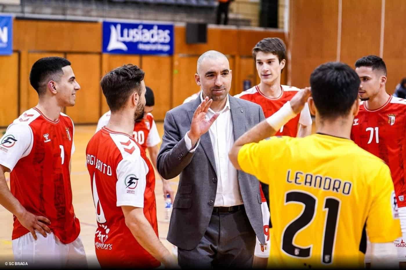 SC Braga tenta segurar liderança da Liga Placard hoje frente ao Candoso