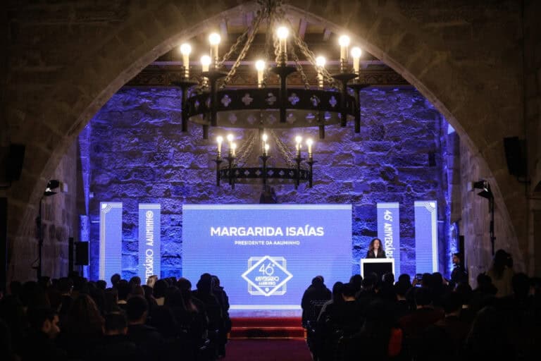 AAUMinho critica Governo por não envolver estudantes no Programa para a Saúde Mental