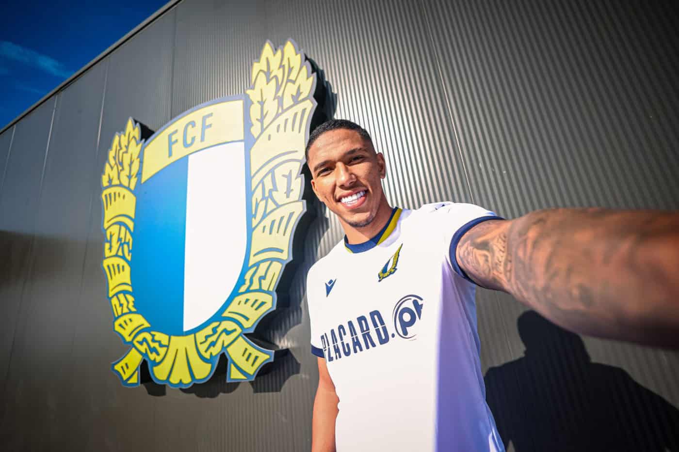 Sorriso reforça FC Famalicão