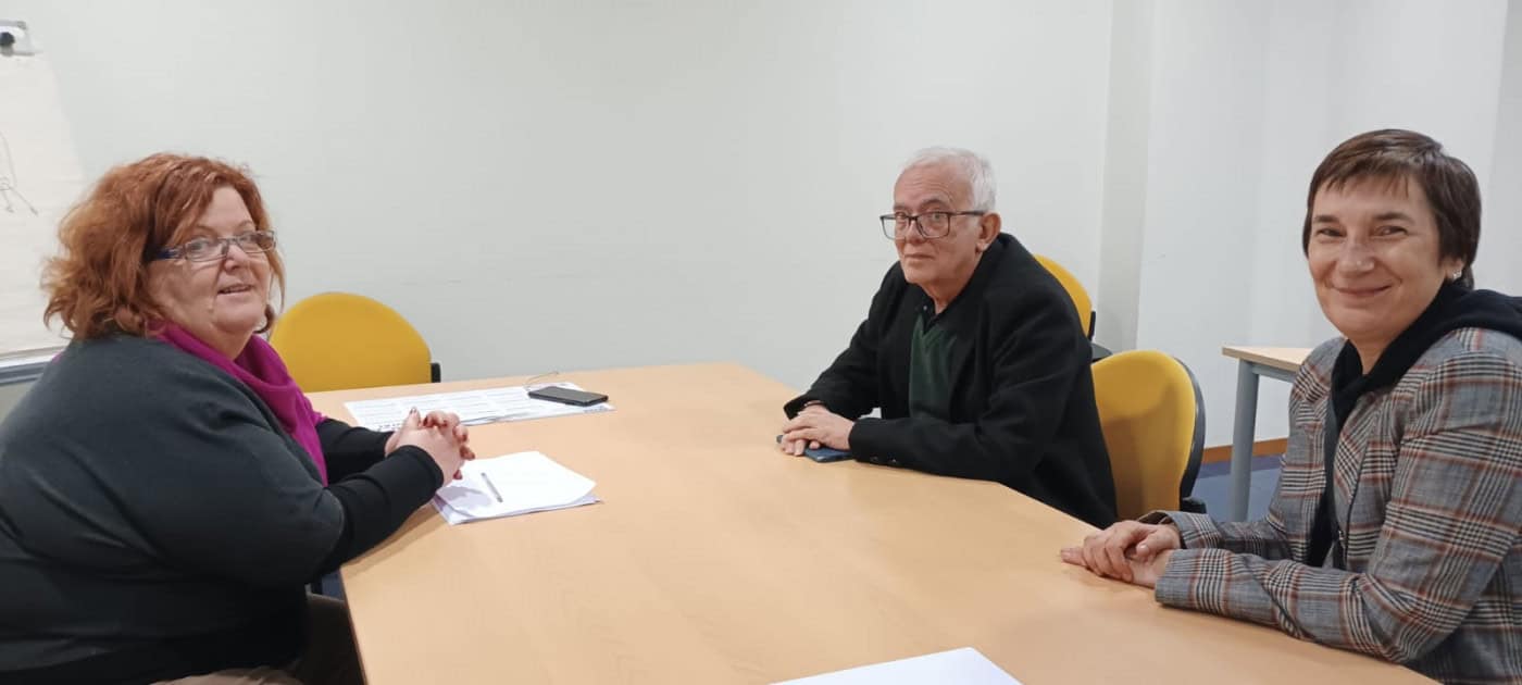 Livre reúne com Sindicato dos Professores e garante que Educação será prioridade