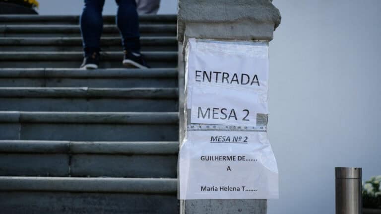 Urnas abriram às 08:00 no arquipélago dos Açores&nbsp;
