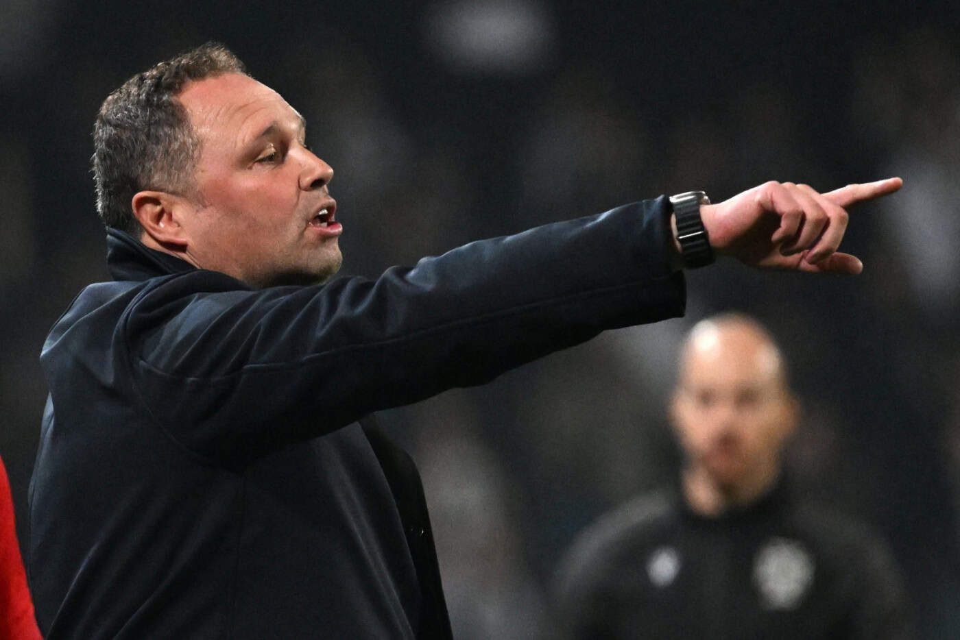 Vítor Campelos quer vencer e chegar à primeira metade da tabela classificativa