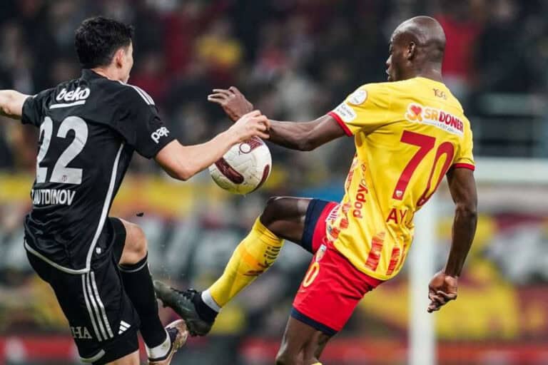 Besiktas contrata Al Musrati em definitivo ao Sporting de Braga por 11 ME&nbsp;