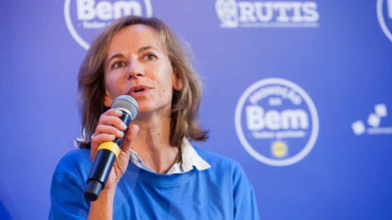 Pais de crianças com cancro temem que saída de profissionais afete tratamentos