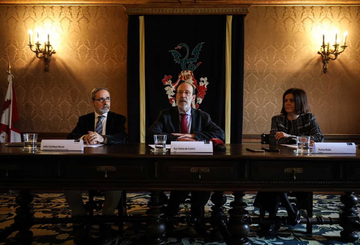 UMinho replica cortejo de 1974 a partir do Arco da Porta Nova