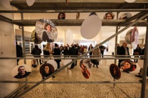 Mural dos rostos. Uma homenagem aos obreiros anónimos da UMinho