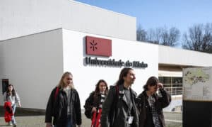 Tese confirma decréscimo de apoio do Estado a universidades e politécnicos