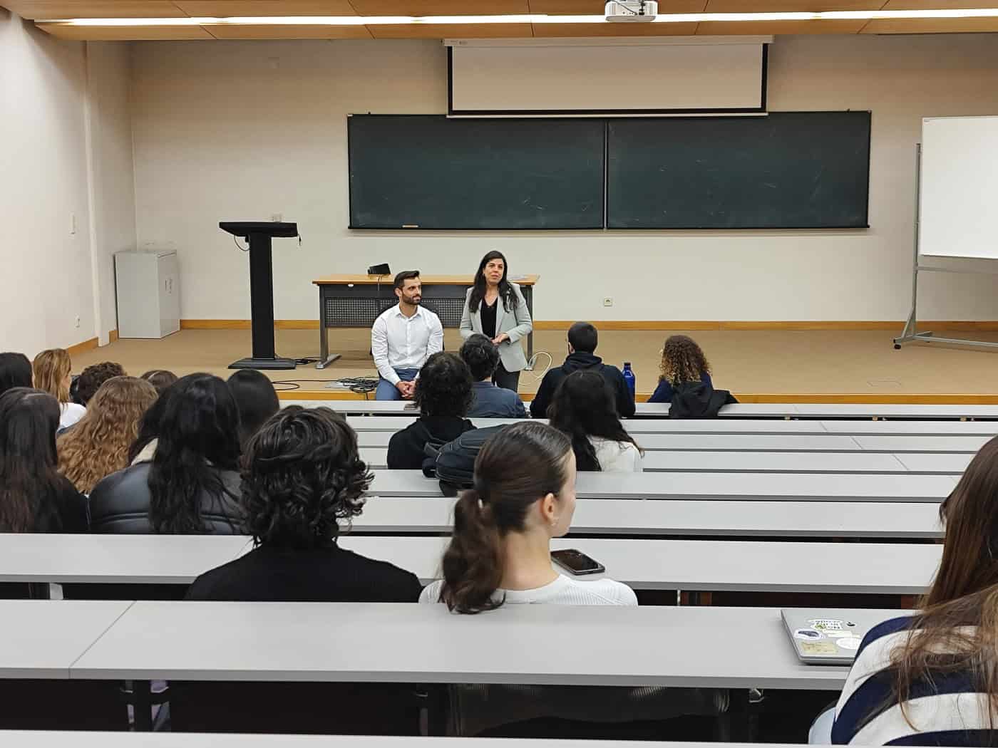 PAN defende eliminação progressiva da propina até 2028