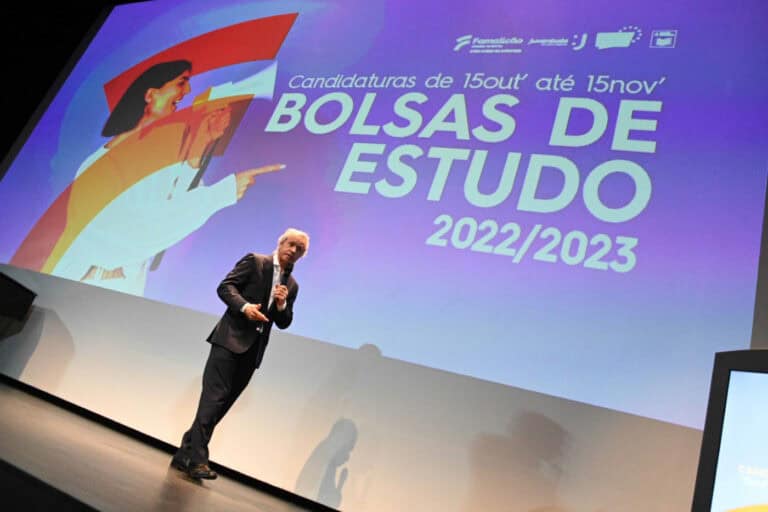 Câmara de Famalicão atribui 436 bolsas a estudantes do Ensino Superior