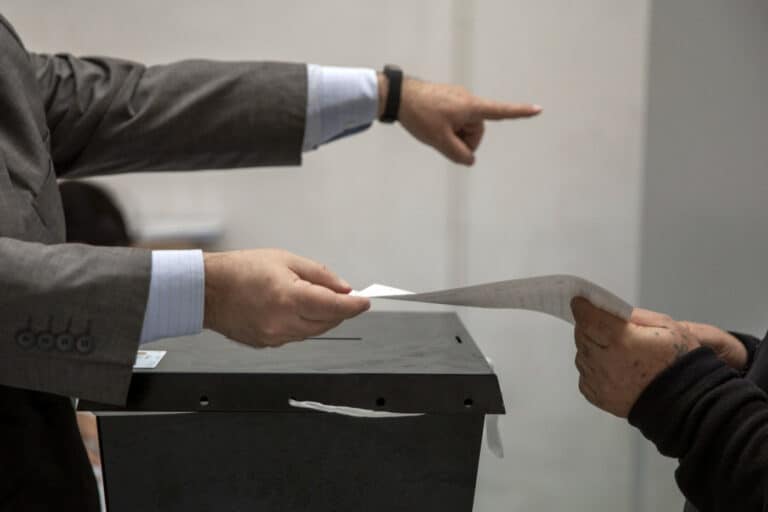 Mesas de voto encerraram às 19h00 em Portugal Continental e na Madeira&nbsp;