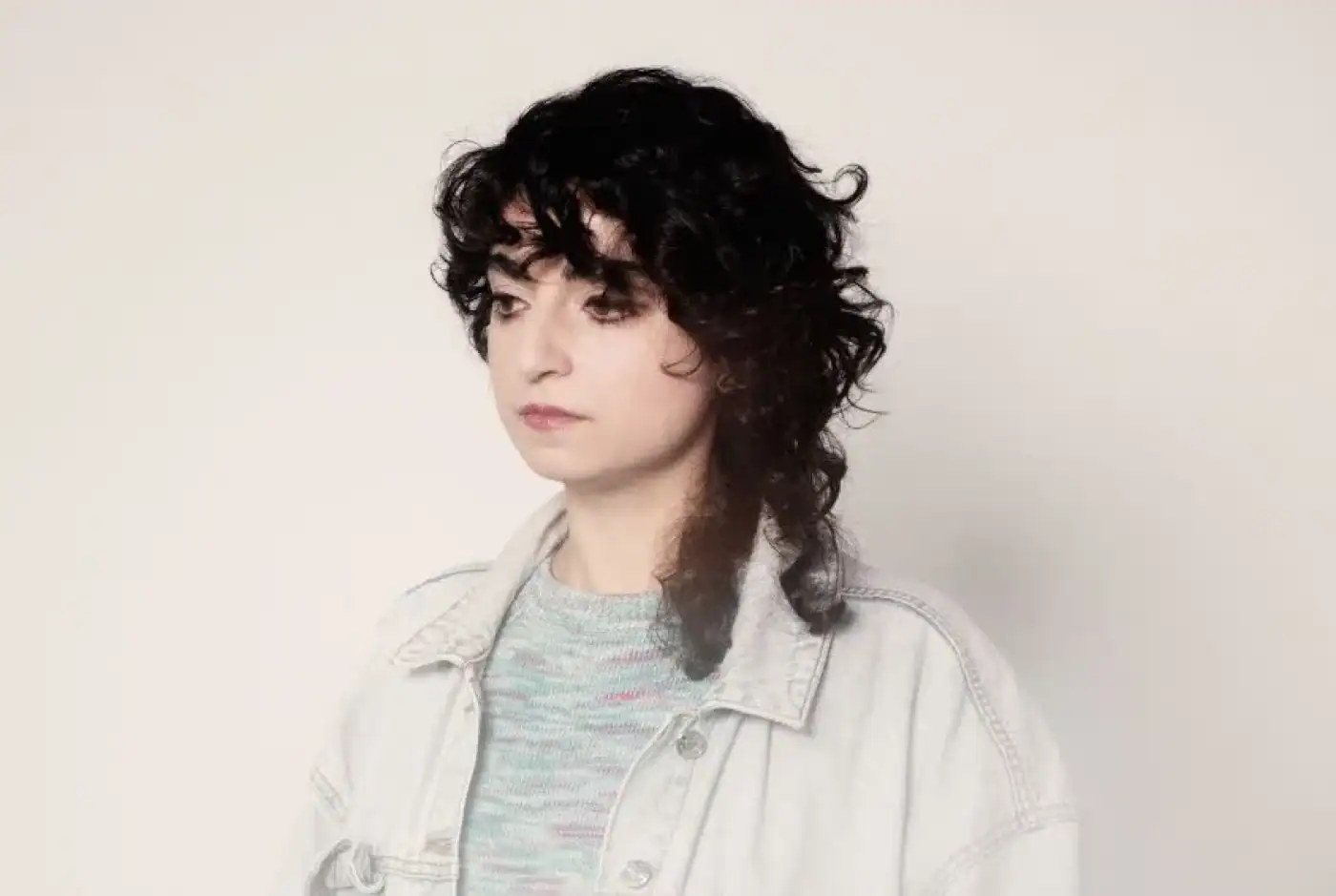 Shiva Feshareki apresenta espetáculo "imersivo" no Theatro Circo com alunos da UMinho