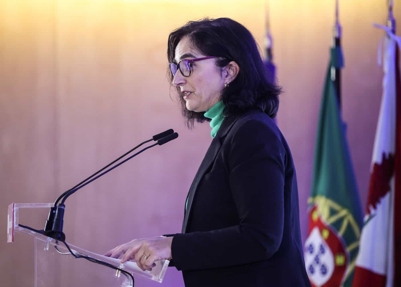 Ministra da Ciência não foi convidada para o lançamento do satélite português Aeros MH-1