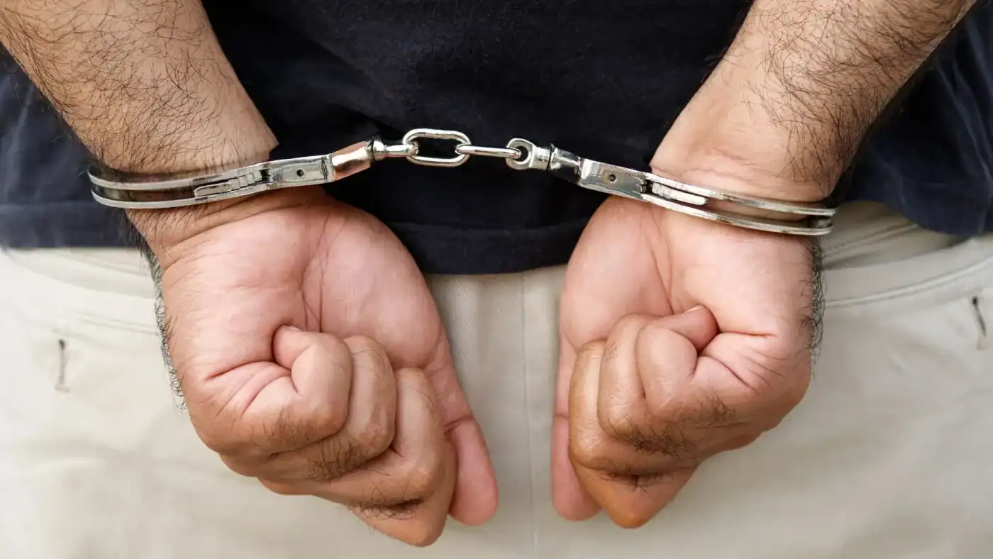 Homem detido após agredir a companheira em Guimarães