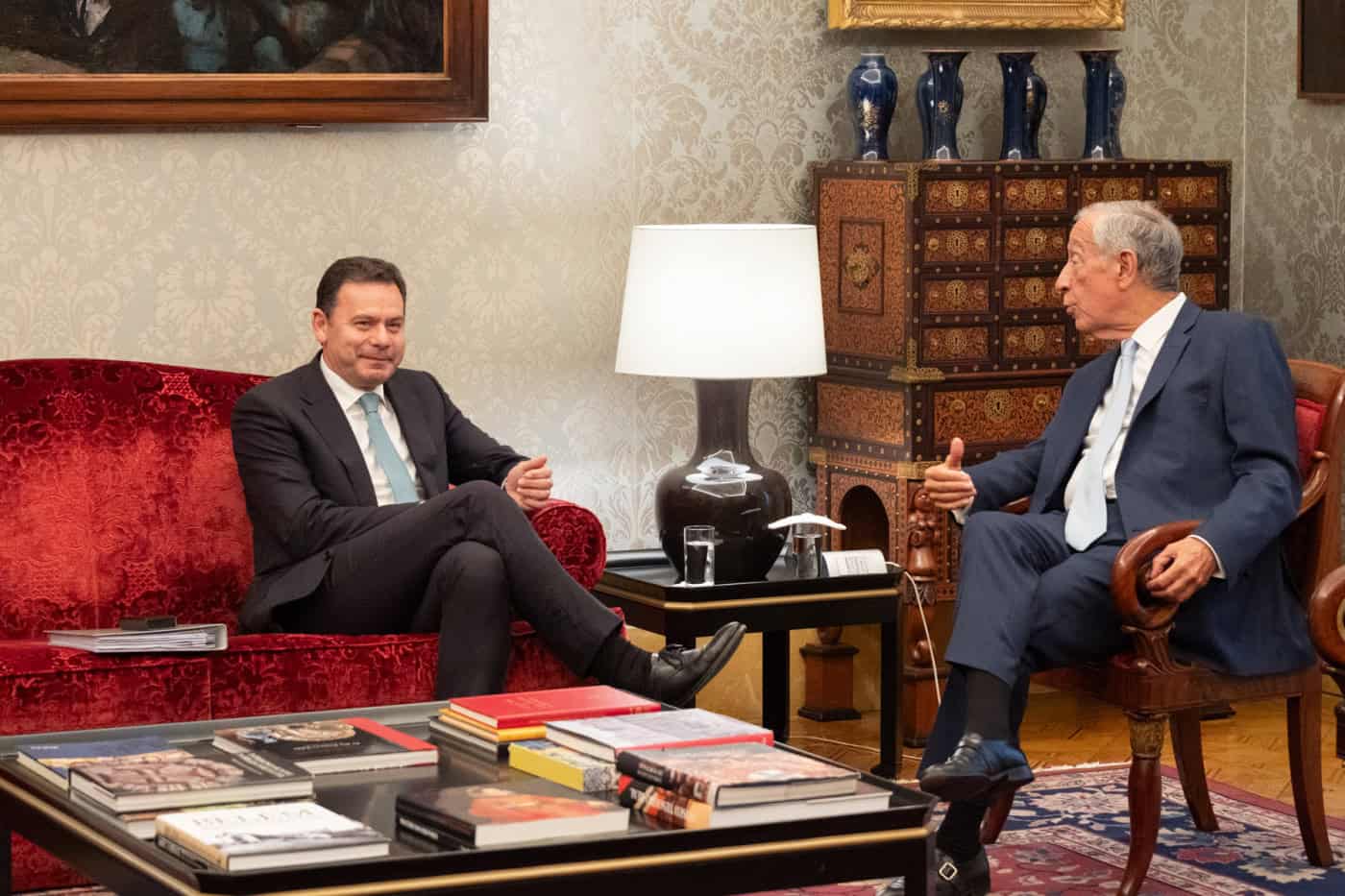 Novo Governo recupera ministros de Estado, funde pastas, mas mantém número de Ministérios