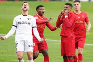 FC Famalicão vence em Barcelos