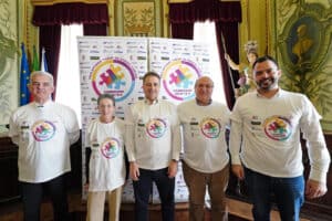 Caminhada solidária para apoiar autistas alerta para a "invisibilidade" destas pessoas