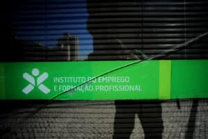 Desemprego cai em termos homólogos e sobe em cadeia para 6,7% em fevereiro&nbsp;