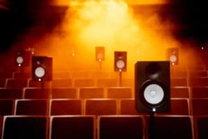 Theatro Circo acolhe "concerto fantasmagórico de vozes" de migrantes latino-americanos