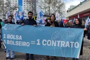 "A forma como tratamos os bolseiros de investigação diz muito como tratamos a Ciência"