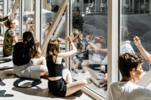 Jovens desafiados a ocupar o gnration e a recriar madrugada do 25 de Abril