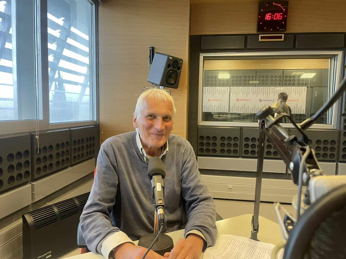 Jornalista alemão que visitou Portugal depois da revolução apresenta livro em Braga