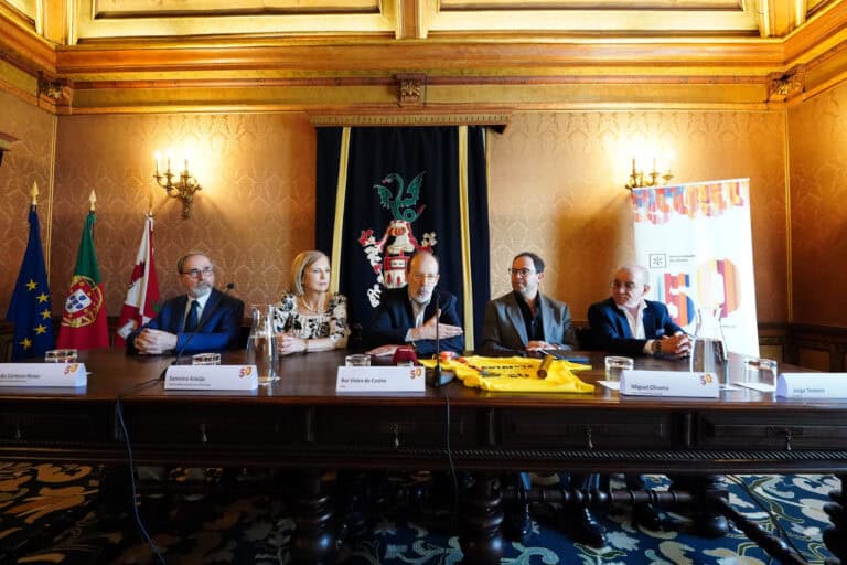 Estafeta da Amizade reúne cerca de mil pessoas entre Guimarães e Braga