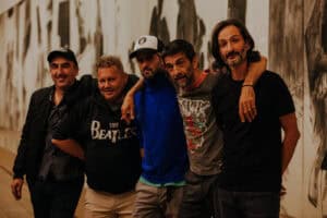 Ornatos Violeta celebram 25 anos de "O monstro precisa de amigos" ao vivo&nbsp;