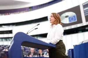 Europa pode ficar comprometida com voto que diminui a força das vozes democráticas