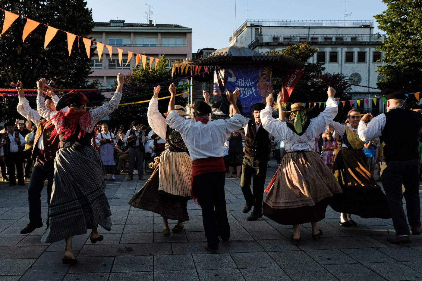 “Olha a roda que a saia tem". Rusga S. Vicente apresenta espetáculo que vai além do folclore