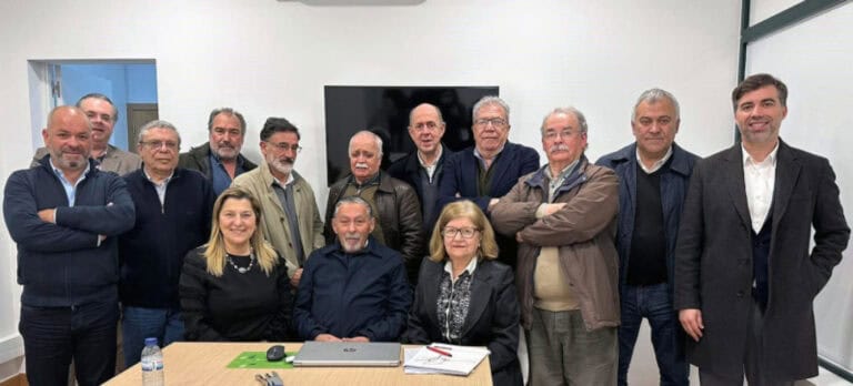 CMB presta homenagem a todos os presidentes de junta desde o 25 de Abril