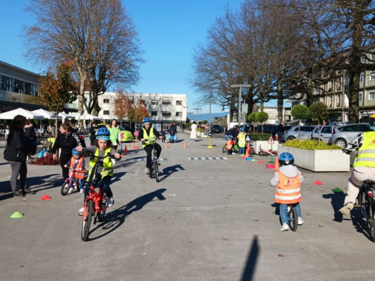 Praça do Mercado dá lugar às bicicletas para quem quer aprender a 'ciclar'