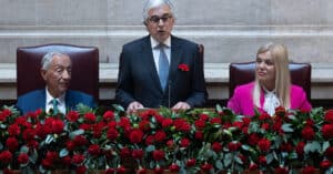 25 Abril: Aguiar-Branco lembra últimas vítimas mortais da polícia política do anterior regime&nbsp;