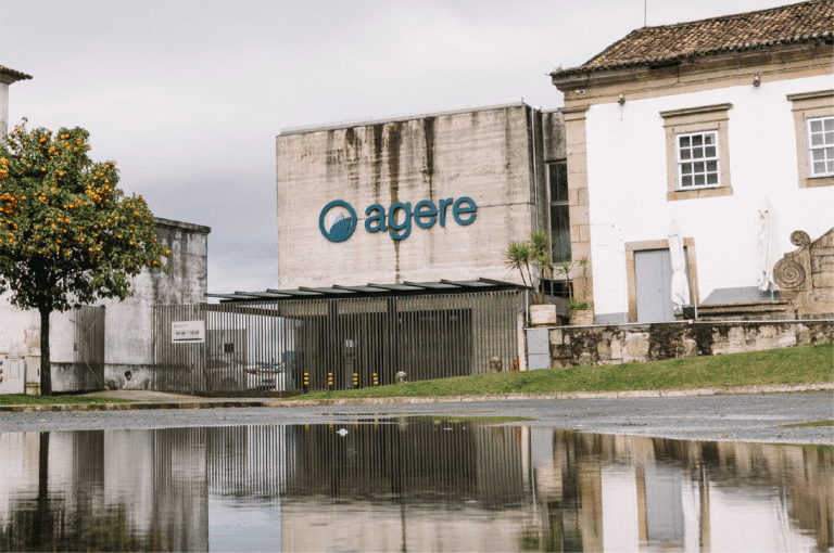 AGERE mantém preço da água e alarga acesso à tarifa familiar e social