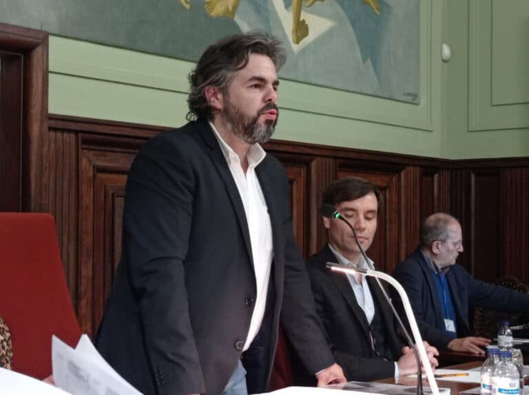 João Nascimento sucede a Nuno Melo na liderança da Assembleia Municipal em Famalicão