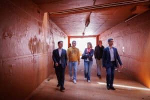 Requalificação do percurso pedonal entre a Praça Flávio Sá Leite e Rodovia está concluída