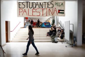 Faculdade de Ciências da UPorto cancela aulas para hoje de manhã