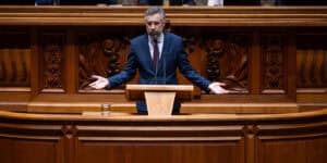 Parlamento discute projeto do PS sobre redução do IVA da eletricidade&nbsp;