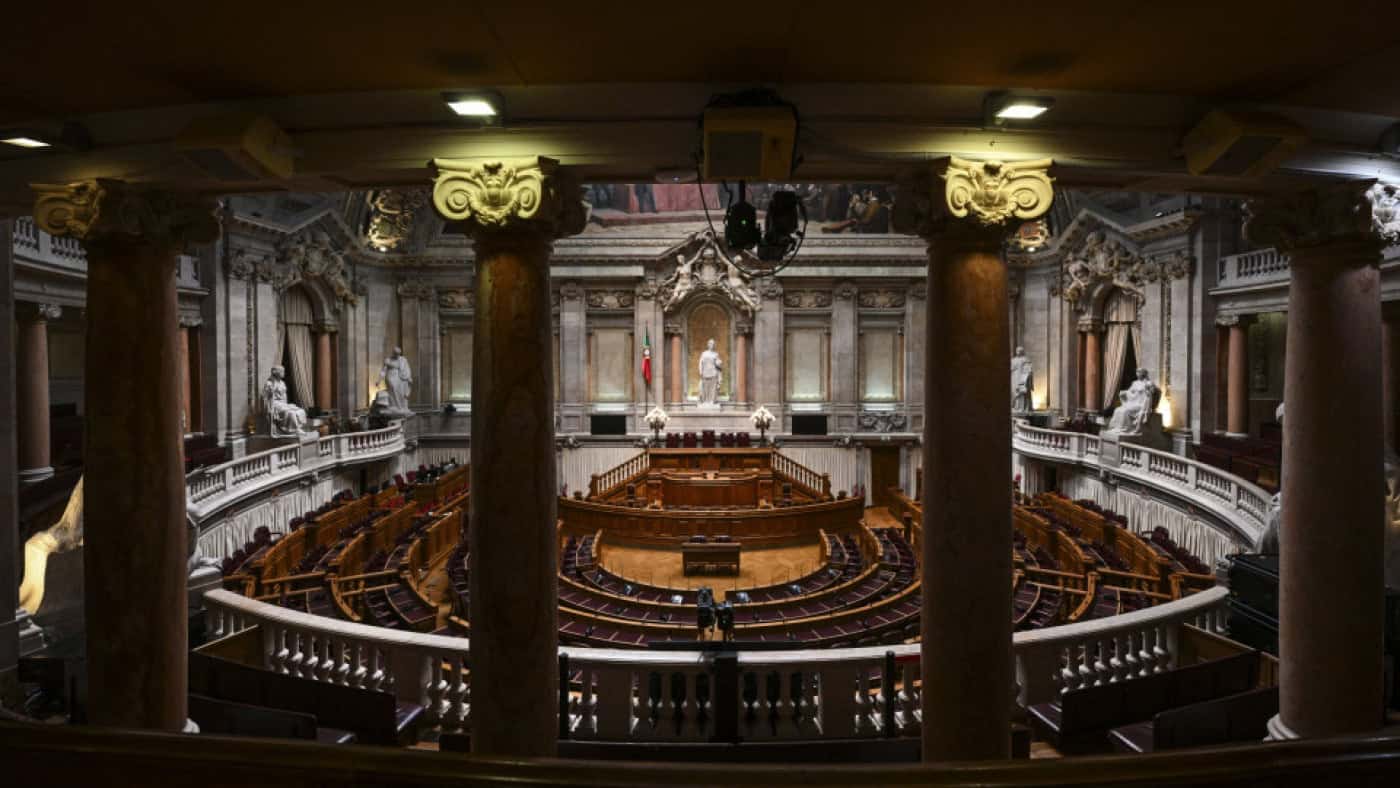 Parlamento unânime para criar nos DIAP gabinetes para vítimas de violência doméstica