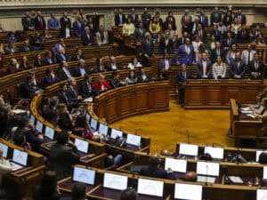 Aprovado alargamento do IVA da eletricidade a 6% para 3,4 milhões de famílias&nbsp;