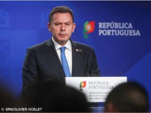 Plano de emergência para a saúde prevê esgotar a capacidade do SNS até ao limite diz o Primeiro-ministro&nbsp;