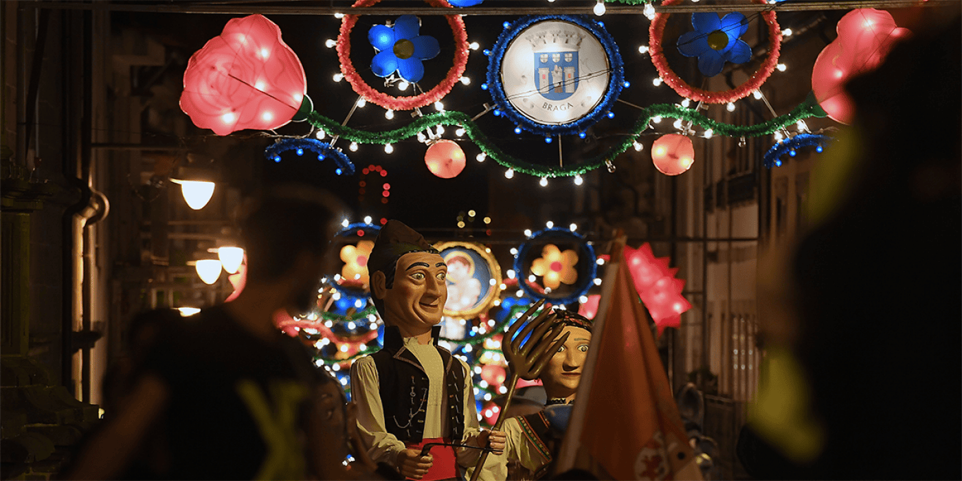 Gigantones e cabeçudos de diferentes pontos da Europa invadem Braga na noite de 22 de junho