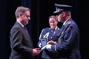 Município de Braga recebe Medalha de Mérito e Valor Policial Grau Ouro da PSP