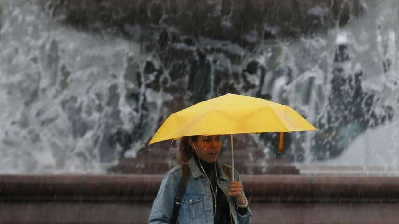 Porto, Viana do Castelo e Braga em aviso amarelo na segunda-feira devido à chuva&nbsp;