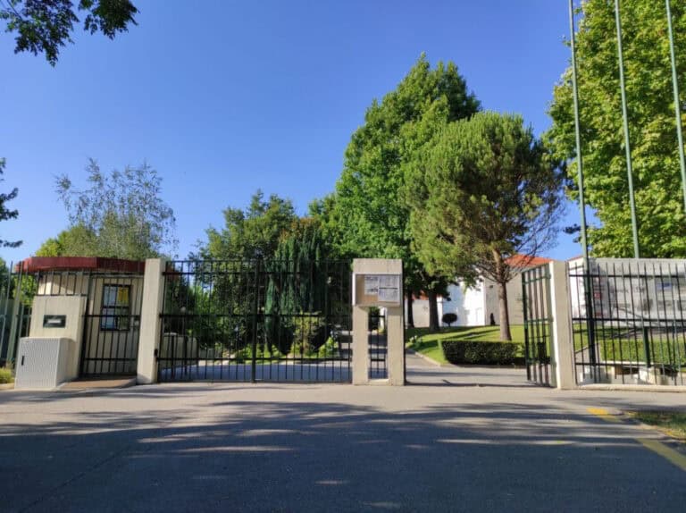 Tribunal repõe suspensão por 90 dias a docente por assédio a alunas em Braga&nbsp;