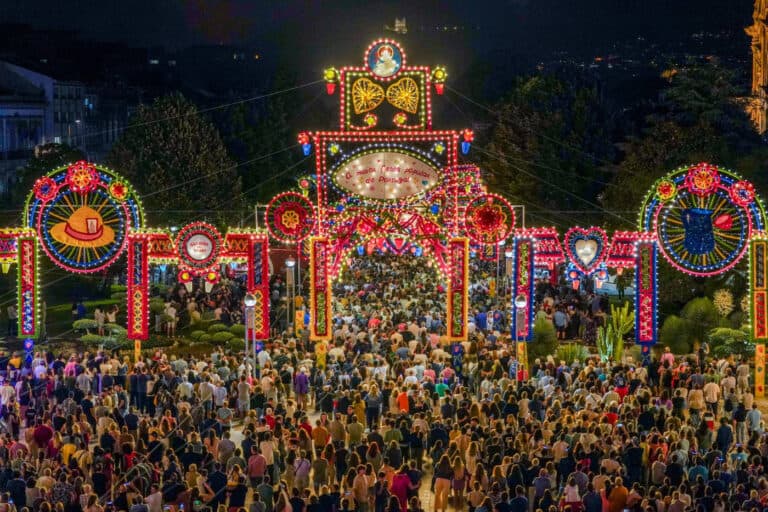 Largo de São João da Ponte terá mais vendedores ambulantes em 2025