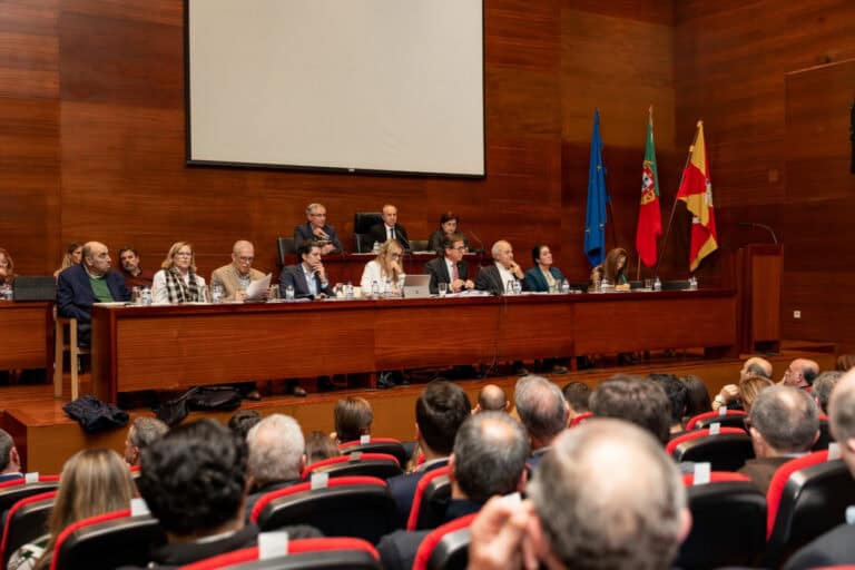 Assembleia Municipal de Barcelos dá luz verde à compra de terrenos para novo Hospital